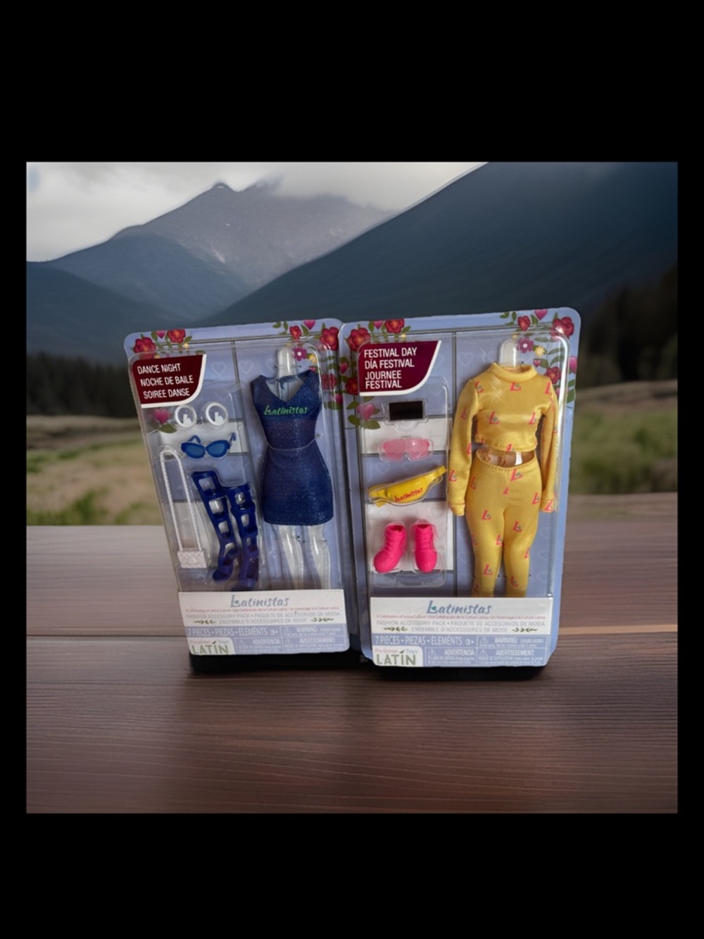 Latinístas Doll Outfit Sets - dance night and festival day brand new